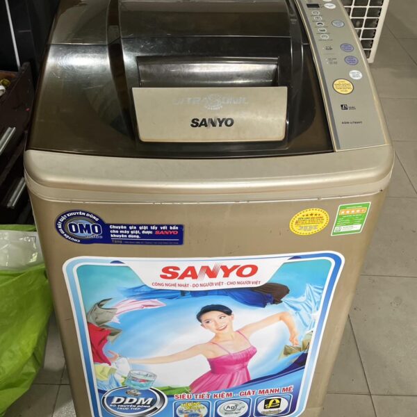 Máy giặt cũ Sanyo 7,8 kg lòng inox không rỉ