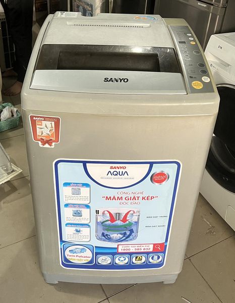 Máy giặt cũ Sanyo 8.5kg lòng inox không rỉ mới 95%