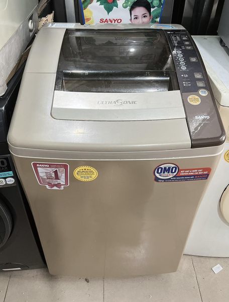 Máy giặt cũ Sanyo thùng nghiêng 7kg lòng inox không rỉ mới 95%