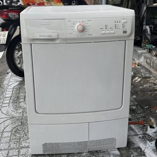 Máy sấy quần áo Electrolux 7kg loại sấy ngưng tụ