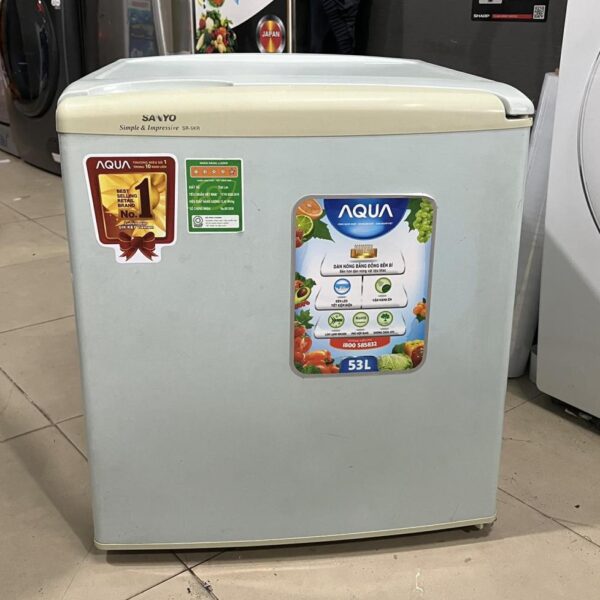 Tủ lạnh cũ mini Sanyo 50 lít mới 95%