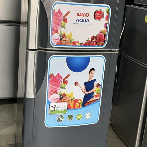 Tủ lạnh cũ Sanyo 245 lít không đóng tuyết