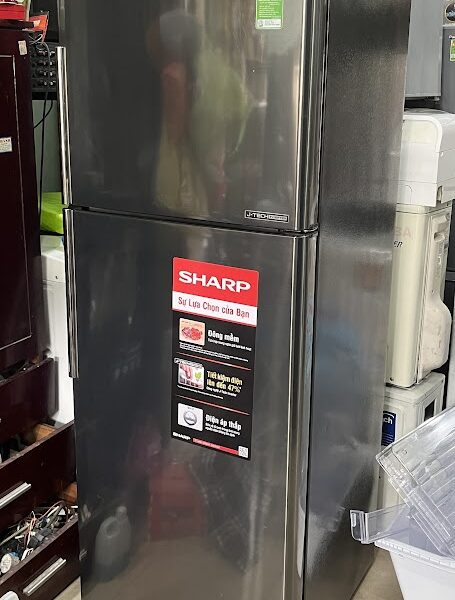 Tủ lạnh cũ Sharp Inverter SJ-X316E-SL 314 lít tiết kiệm điện mới 95%