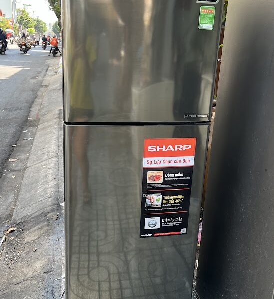 Tủ lạnh Sharp Inverter SJ-X251E-SL 241 l tiết kiệm điện mới 99%